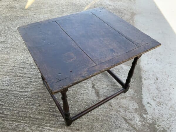 Oak side table early 18th century - Image 2