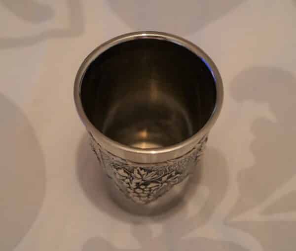 Vintage Judaica Shabbat Kiddush Cup Wine Fountain with 8 Small Kiddush Cups Becher Cup Antique Silver 13