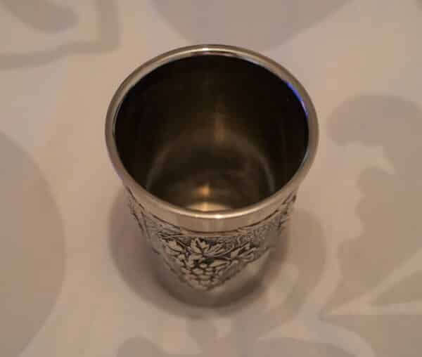 Vintage Judaica Shabbat Kiddush Cup Wine Fountain with 8 Small Kiddush Cups - Image 11