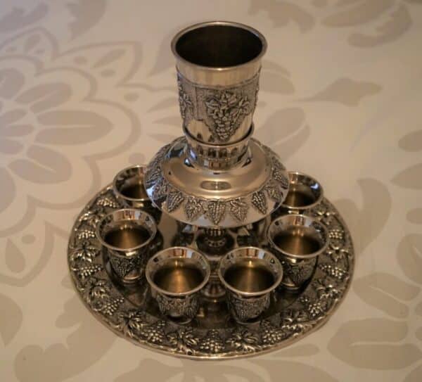Vintage Judaica Shabbat Kiddush Cup Wine Fountain with 8 Small Kiddush Cups - Image 12