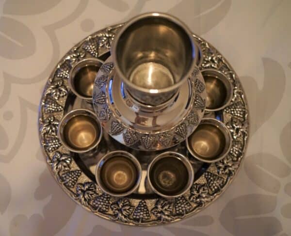 Vintage Judaica Shabbat Kiddush Cup Wine Fountain with 8 Small Kiddush Cups - Image 13