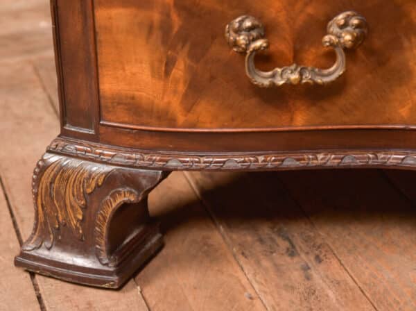 Waring & Gillows Knee Hole Desk SAI2577 Antique Desks 9