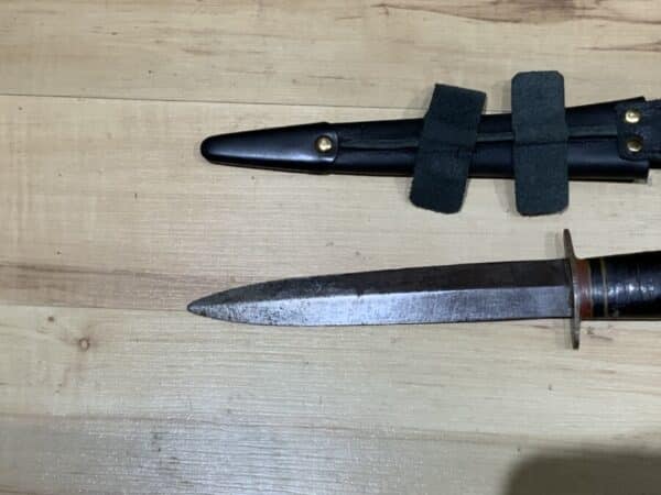 Commando fighting knife and scabbard Antique Knives 18