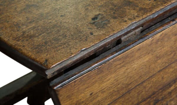 17thc oak gateleg table circa 1680 - Image 4