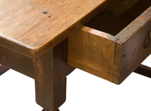 18thc oak side table Antique Furniture 6