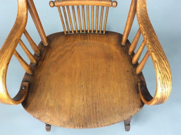 Early 20th Century American Oak Rocking Chair American Oak Rocking Chair Antique Chairs 6