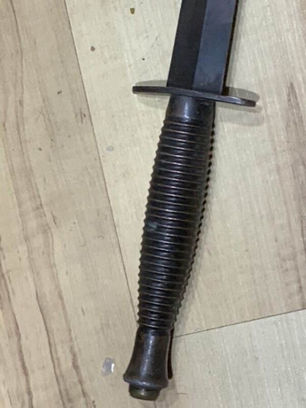 Commando dagger and leather scabbard William Rogers Sheffield 2WW Military & War Antiques 14