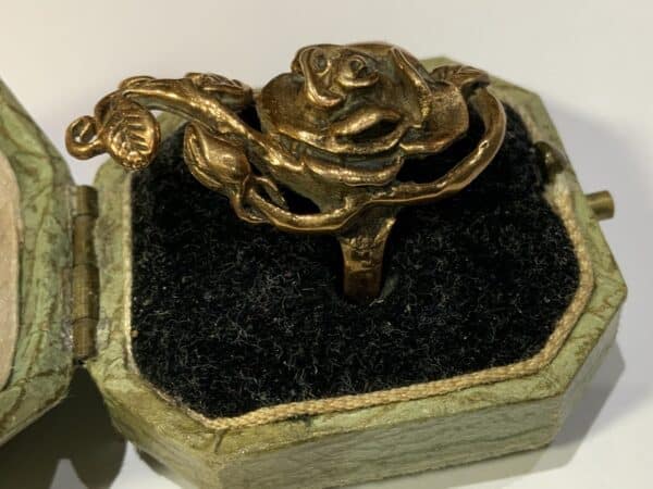 English Rose Ring Antique Jewellery 5