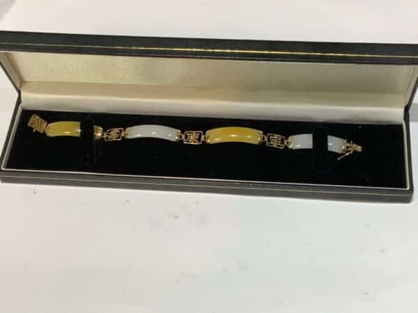 Stunning jade and gold Chinese styled ladies bracelet