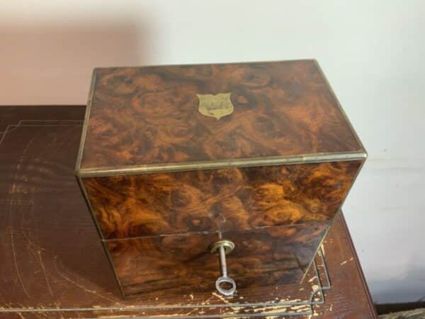Gentleman’s Burr Walnut veneer Drinks Box. Antique Boxes 7