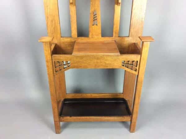 Arts and Crafts Oak Hall Stand by Harris Lebus - Image 2