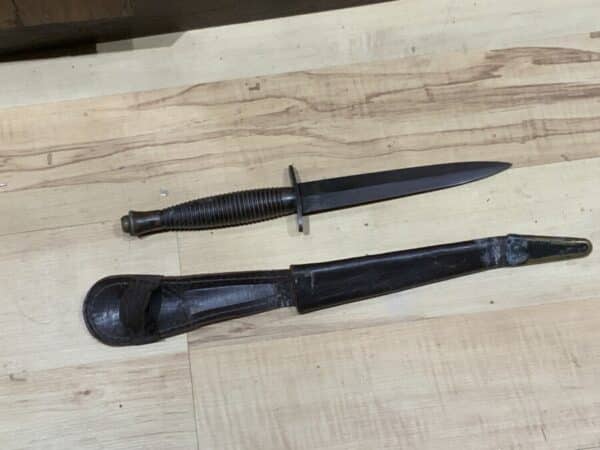 Commando dagger and leather scabbard William Rogers Sheffield 2WW - Image 8