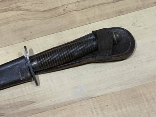 Commando dagger and leather scabbard William Rogers Sheffield 2WW - Image 2