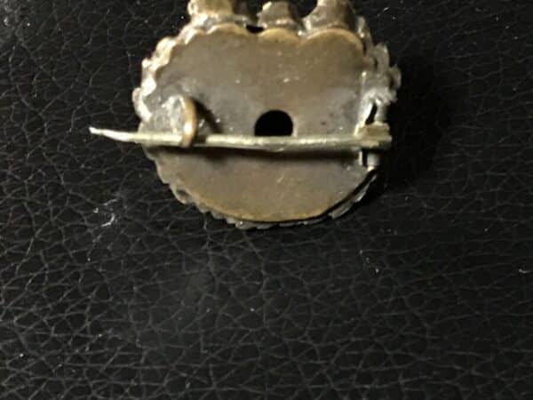 Refined Ladies Brooch - Image 4