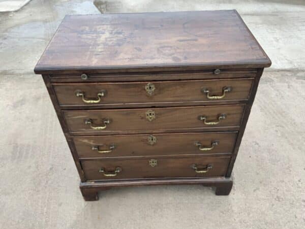 Brush Slide Georgian Mahogany Chest Of Drawers
