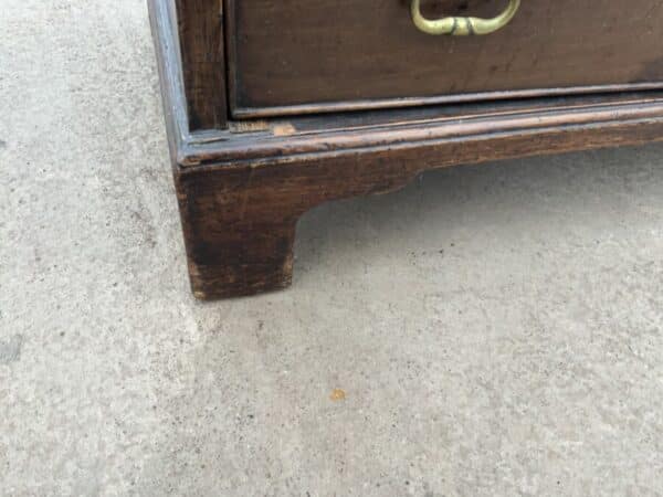 Brush Slide Georgian Mahogany Chest Of Drawers - Image 8