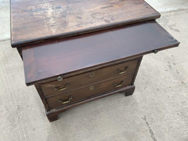 Brush Slide Georgian Mahogany Chest Of Drawers - Image 12