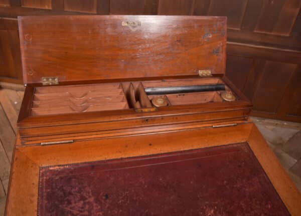 John Taylor & Son Of Edinburgh Walnut Davenport SAI2630 - Image 4