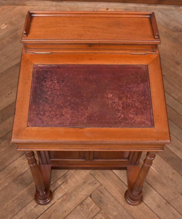 John Taylor & Son Of Edinburgh Walnut Davenport SAI2630 - Image 8