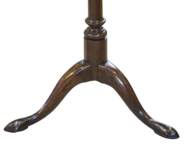 A Fine Mid 18thCentury Oak Candlestand - Image 4