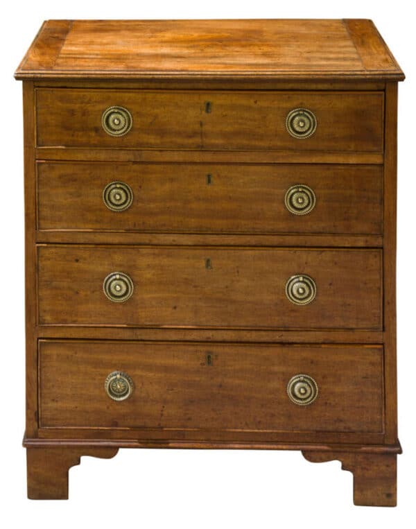 A Pretty Small early 19thCentury Mahogany Chest of Drawers Antique Chest Of Drawers 7