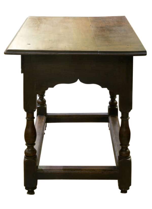 An 18thCentury Oak side table with single drawer Antique Furniture 10