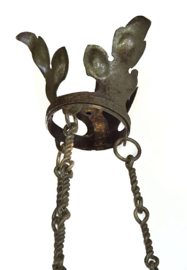 Circular iron gothic chandelier - Image 3