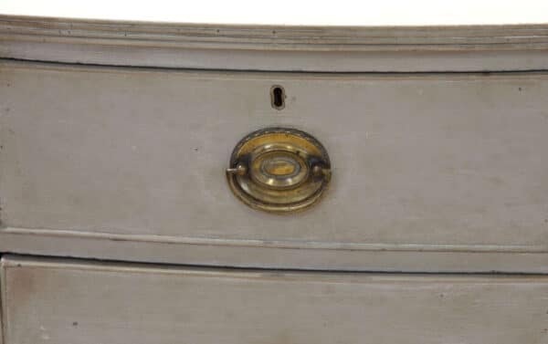 Early Regency painted chest of drawers - Image 4