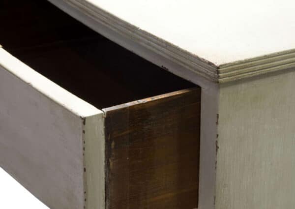 Early Regency painted chest of drawers - Image 3