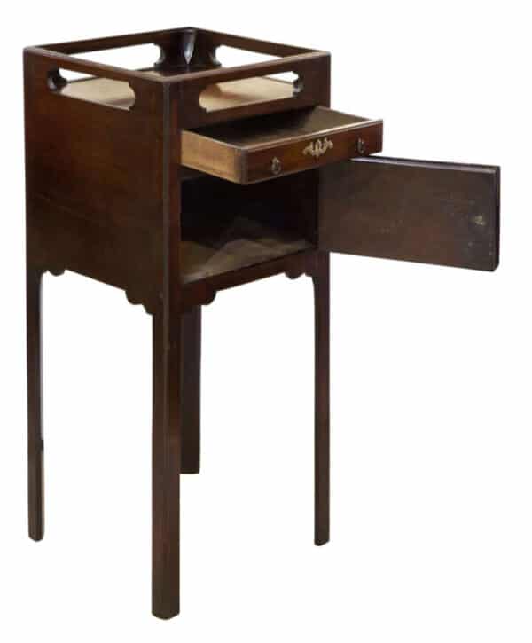 Mid 18thc mahogany night stand - Image 2