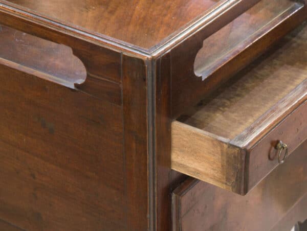 Mid 18thc mahogany night stand - Image 4