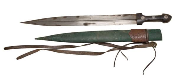 Mid 19thc Kinjal type short sword Antique Swords 4