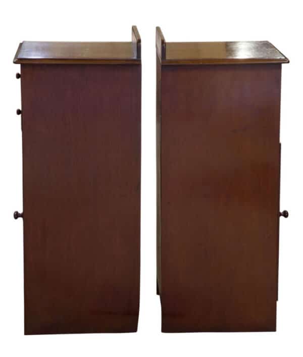 Pair of mahogany bedside cabinets c1880 - Image 5