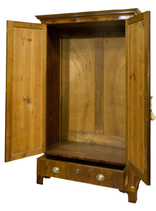 Regency Flame Mahogany Wardrobe - Image 7