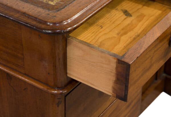 Victorian Mahogany Kneehole Desk c1870 - Image 5