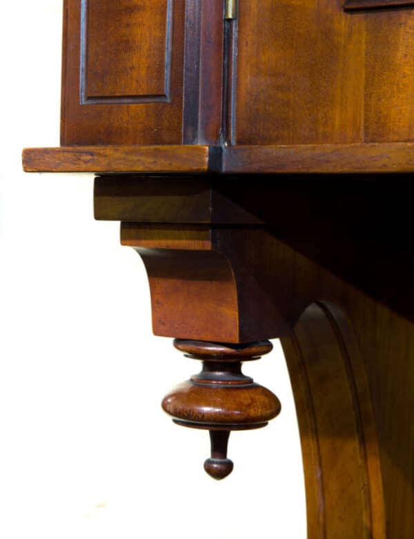 Victorian mahogany sideboard Antique Furniture 5
