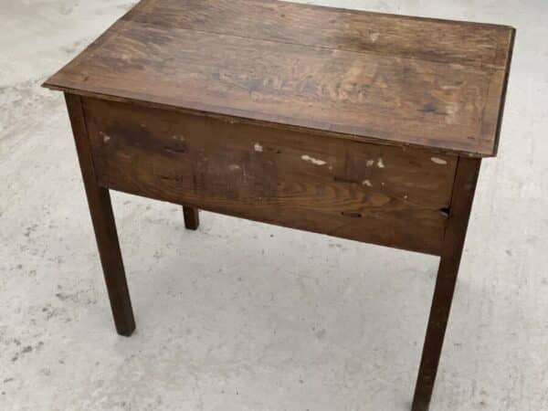 Lowboy oak with mahogany feather bounding Antique Furniture 11