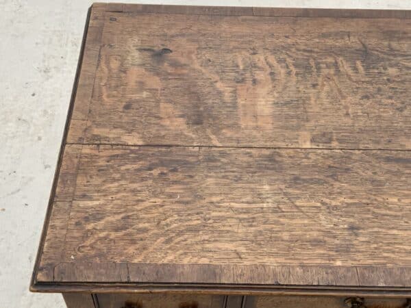 Lowboy oak with mahogany feather bounding Antique Furniture 7