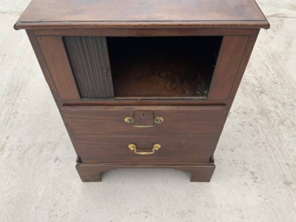 Georgian Gentleman’s Commode. Antique Furniture 6