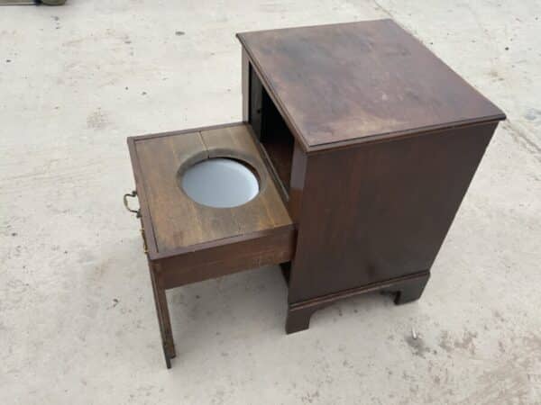 Georgian Gentleman’s Commode. - Image 7