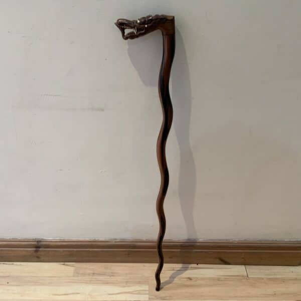 CHINESE DRAGON HANDLE GENTLEMAN’S WALKING STICK