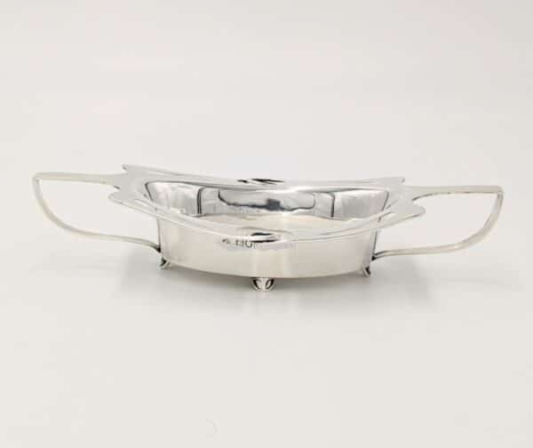 1904 Art Nouveau Solid Silver Dish by George Lawrence Connell Cymric Antique Silver Antique Silver 4