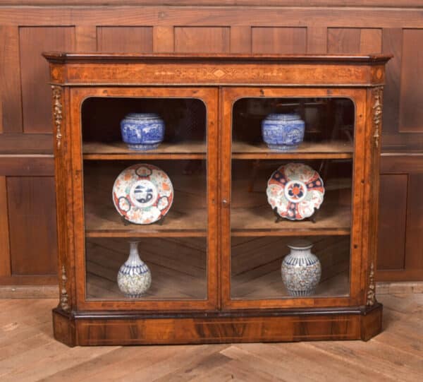 Victorian Walnut Bookcase / Display Cabinet SAI2651 Antique Bookcases 4