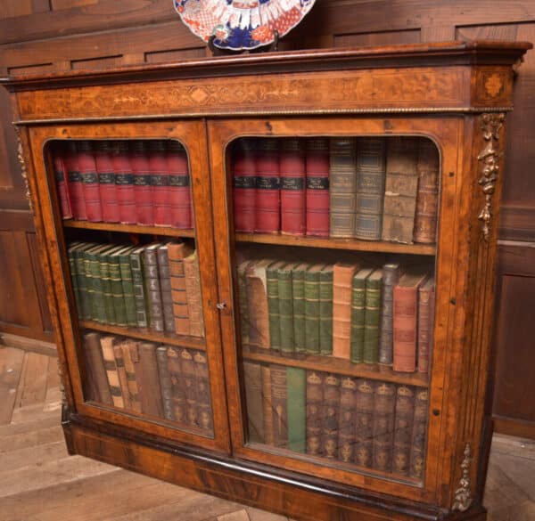 Victorian Walnut Bookcase / Display Cabinet SAI2651 - Image 4