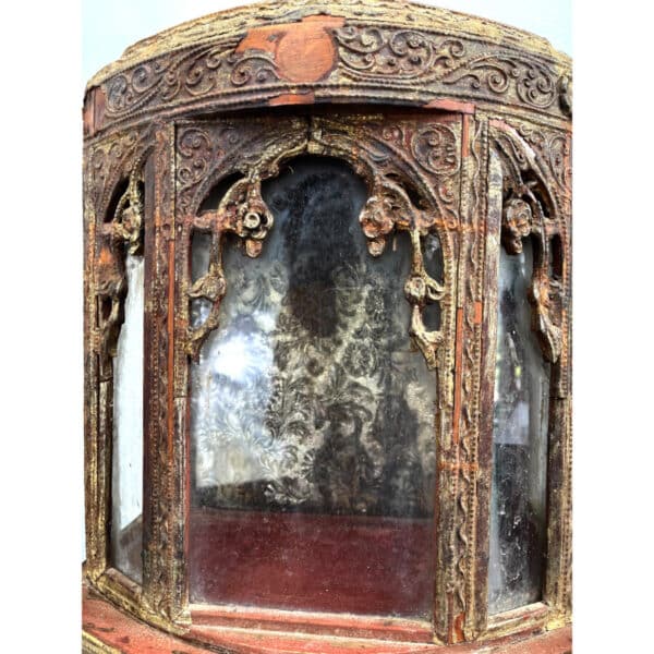 BM010 BURMESE BUDDHA ALTAR CABINET WITH GOLD LEAF - Image 4