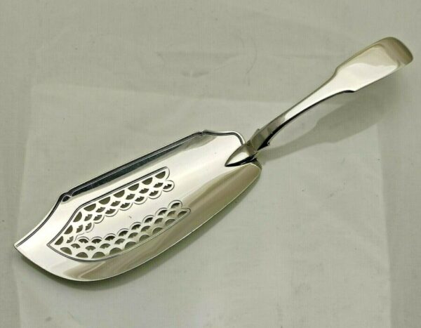 1815 Georgian Antique Solid Silver Fish Culinary Slice 29cm long Antique Silver Antique Silver 3