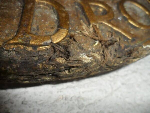 Relief Coat of Arms Unaited Kingdom (DIEU ET MON DROIT) Antiquities 5