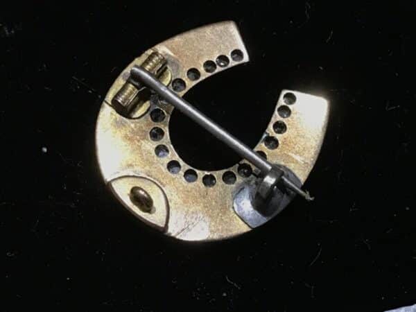 Diamonds & Pearls Good luck horseshoes brooch - Image 2
