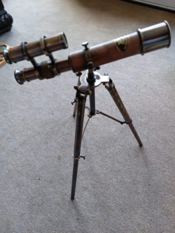 A TABLE TOP TELESCOPE (by KELVIN HIGHES) 1980’S Vintage 4