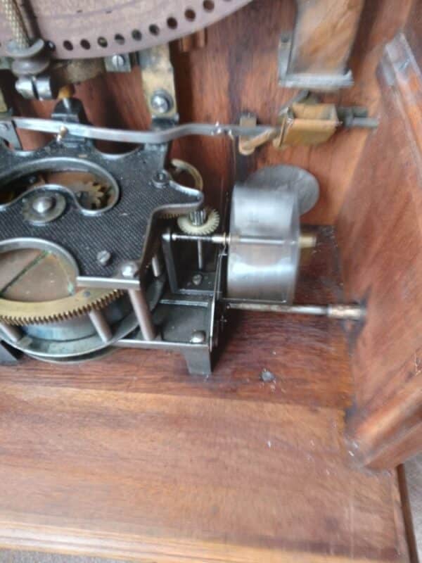 AN 1876 'SYMPHONION' DISC PLAYER. MADE IN LIEPZIG - Image 5
